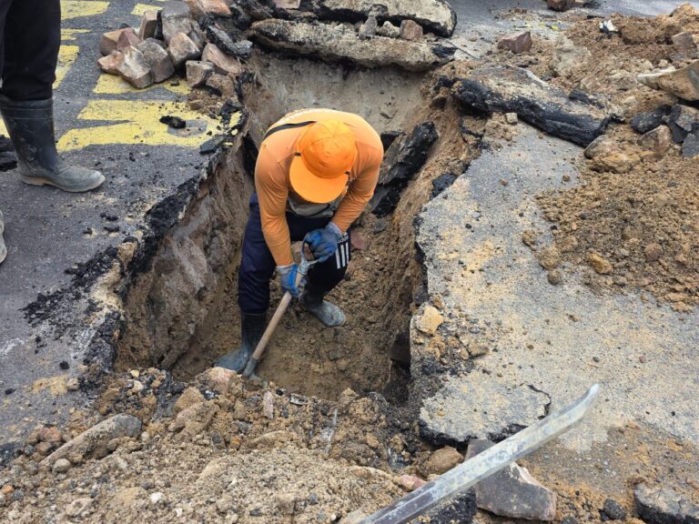 Força-tarefa da Prefeitura de Manaus realiza obras de drenagem profunda no centro da cidade