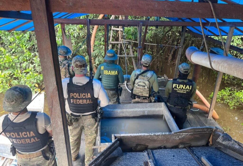 Ibama, PF e Funai combatem garimpo ilegal na região do Vale do Javari