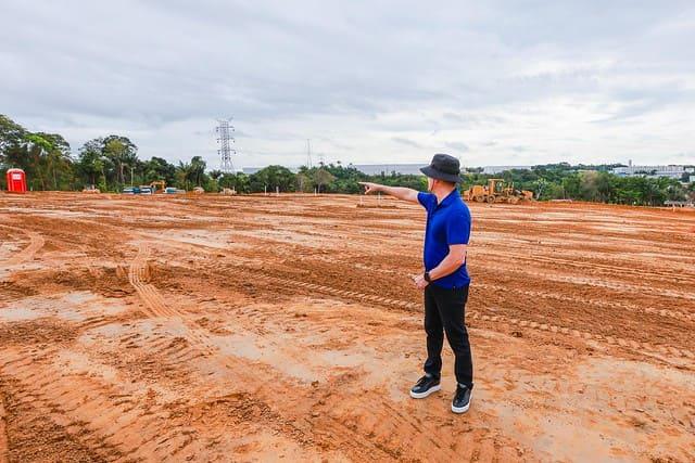 Prefeito David Almeida anuncia construção de novo conjunto habitacional com 576 moradias na avenida do Turismo