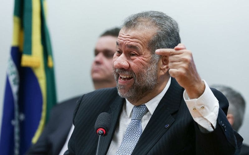 Lula Marques/Agência Brasil) Leia mais em: https://www.gazetadopovo.com.br/economia/85-defendem-demissao-de-carlos-lupi-apos-fraudes-no-inss-aponta-pesquisa/?utm_source=linkedin&utm_medium=midia-social&utm_campaign=gazeta-do-povo Copyright © 2025, Gazeta do Povo. Todos os direitos reservados.