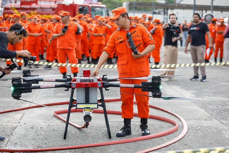 Amazonas expande combate a incêndios para 16 municípios com implantação de GCIP e entrega de equipamentos