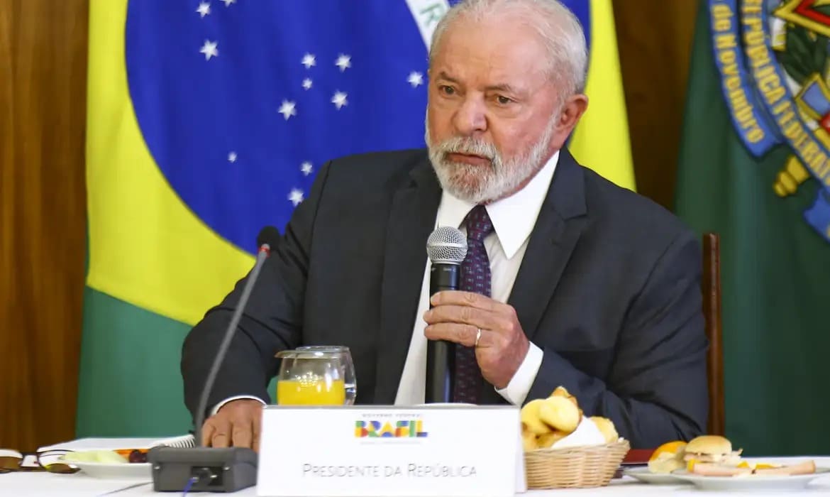 Presidente cumpre agenda externa nesta semana com visitas à Rússia e à China