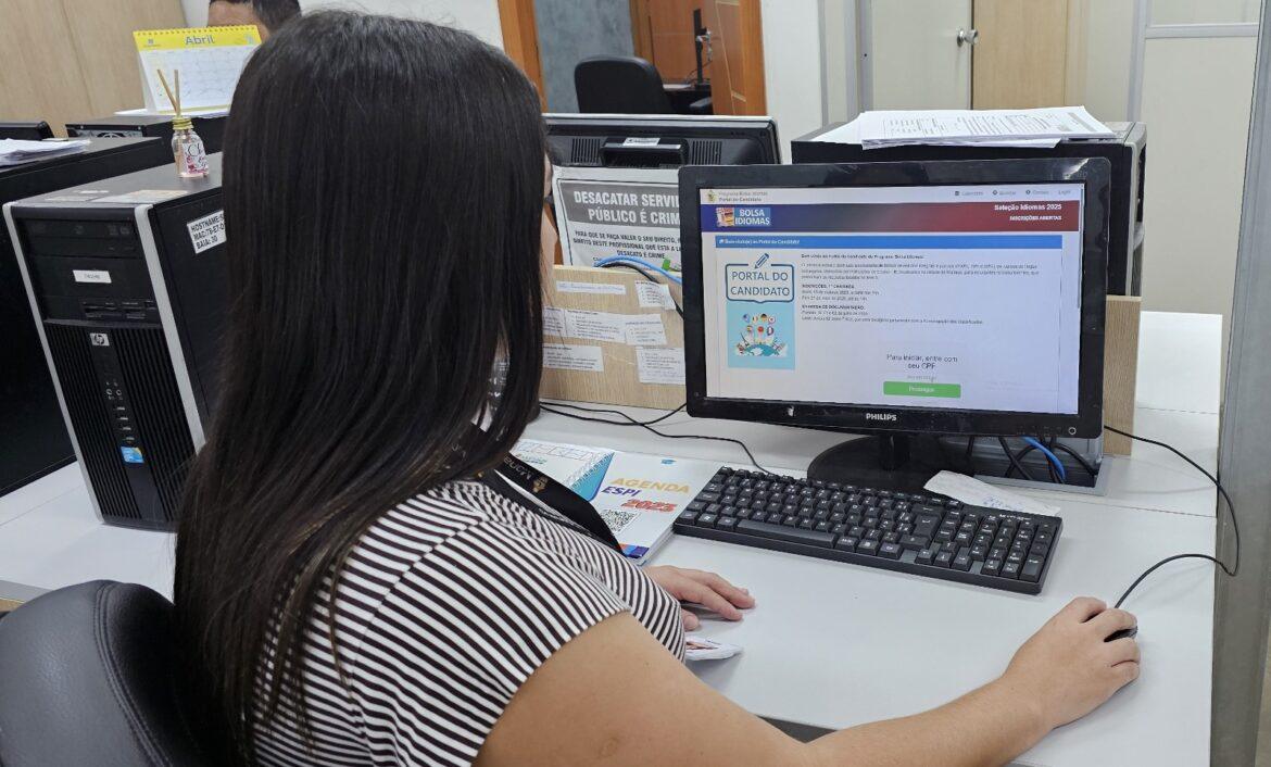 Formulários de inscrições para os programas Bolsa Idiomas e Pós-Graduação já estão disponíveis