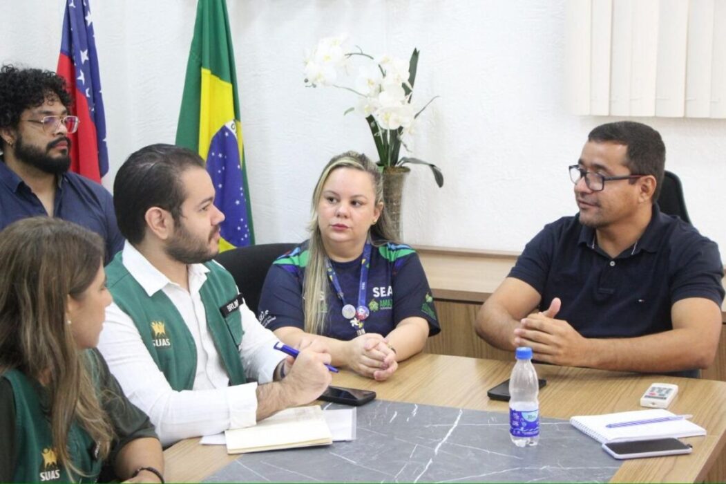 Governo do Amazonas recebe comitiva da Forsuas para discutir políticas públicas direcionadas à situações de emergência e calamidade
