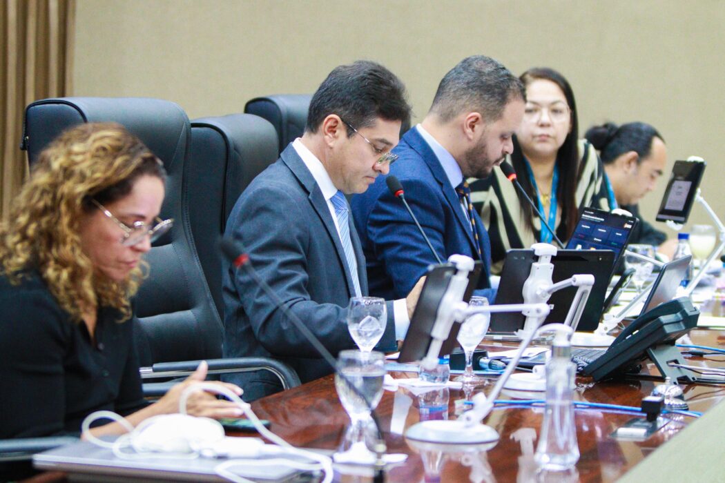 CMM delibera projetos de reajuste salarial para servidores públicos municipais