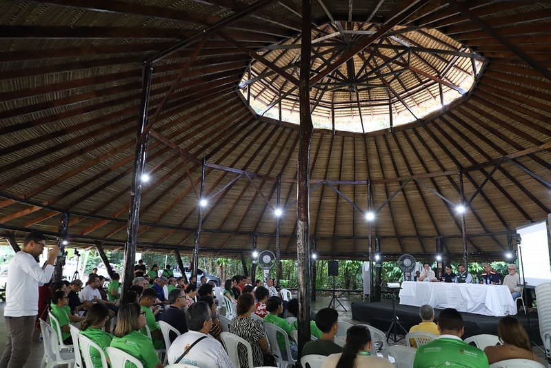 Prefeitura de Manaus realiza roda de conversa sobre os planos em elaboração de Ação Climática, Saneamento Básico e de Redução de Riscos e Desastres