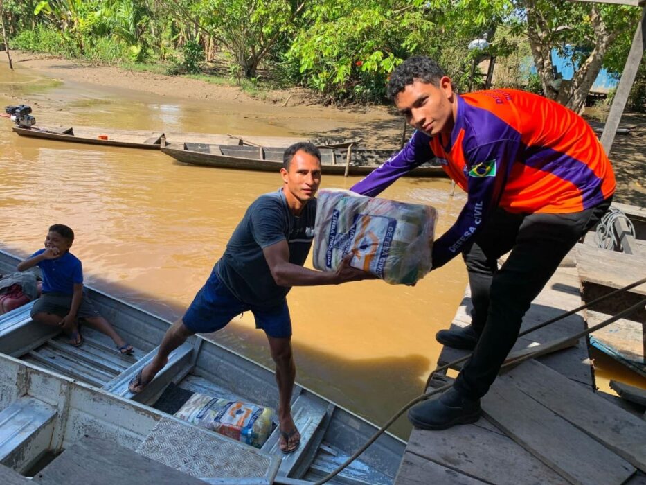 Operação Cheia 2025: Mais de 370 comunidades recebem ajuda humanitária do Governo do Amazonas