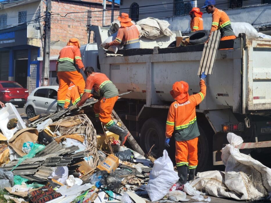 Prefeitura de Manaus intensifica ação contra lixeiras irregulares e combate ao descarte ilegal