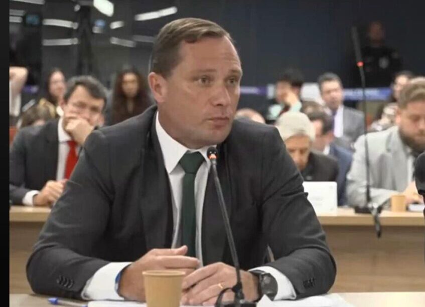 Cid confirma que Bolsonaro pediu monitoramento de Alexandre de Moraes