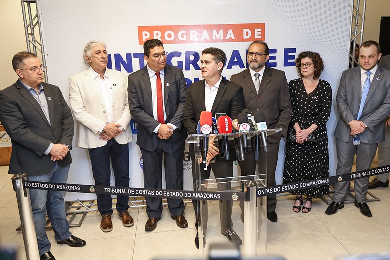 Prefeito David Almeida lidera lançamento histórico do Plano de Integridade e 1º Código de Ética da Prefeitura de Manaus
