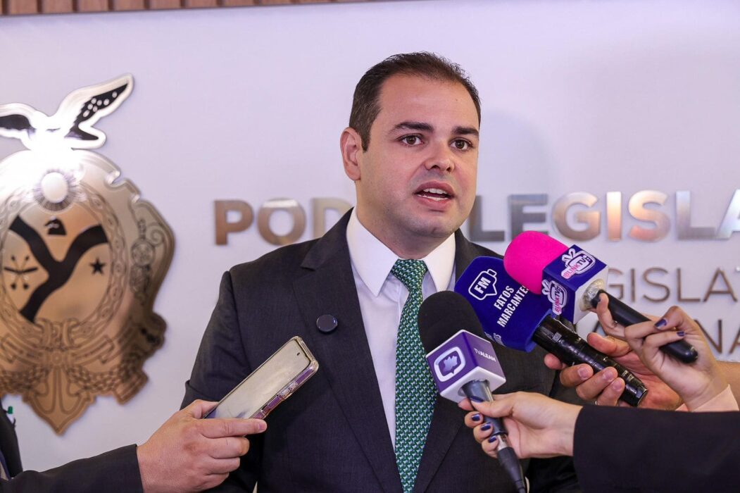 Presidente Roberto Cidade critica preços abusivos e defende acesso democrático ao Festival de Parintins