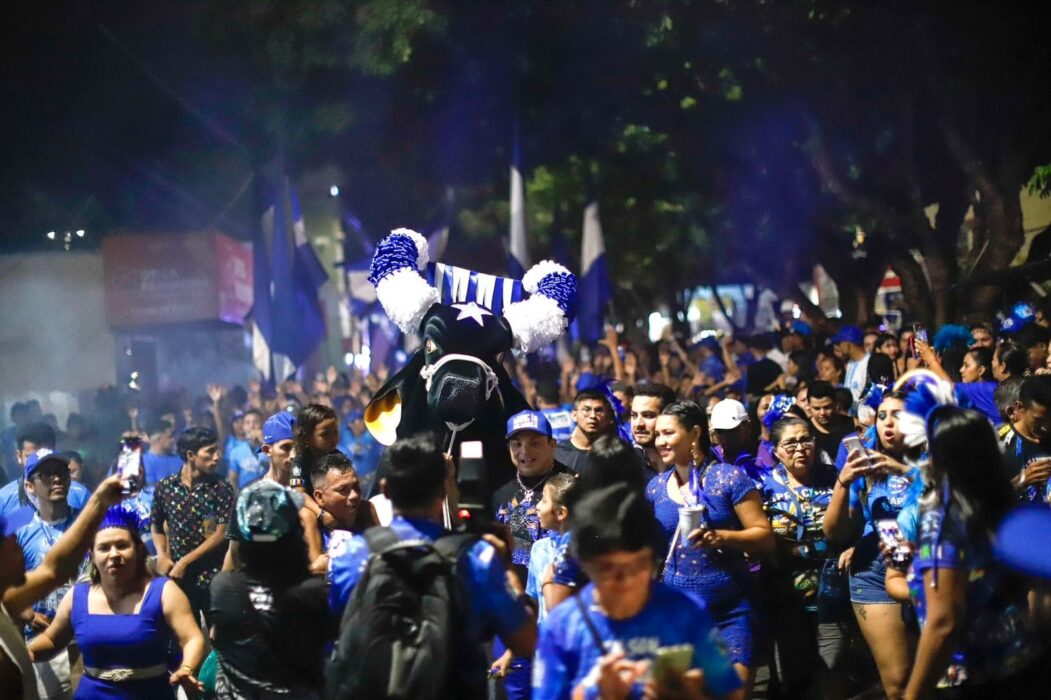 Com saídas do Palmares e Francesa, Caprichoso realiza neste sábado o maior Boi de Rua da história
