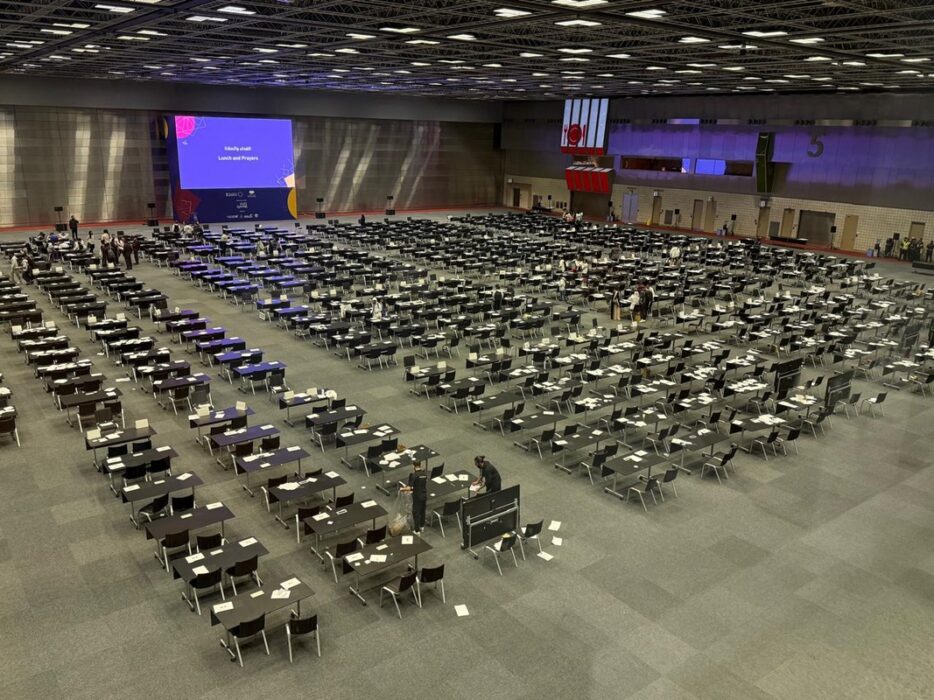 Instituição brasileira prepara e leva alunos para competições educacionais