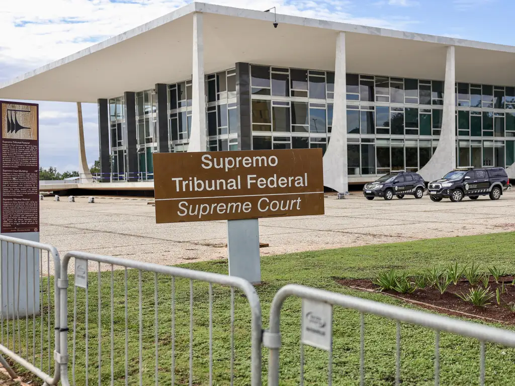 Por unanimidade, STF valida prisões de Bolsonaro e mais 6 condenados