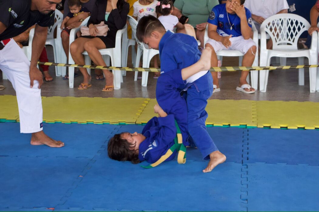 Projeto Mais Vida: 1º Campeonato Interno de Jiu-jitsu reúne jovens no CECF Teonízia Lobo