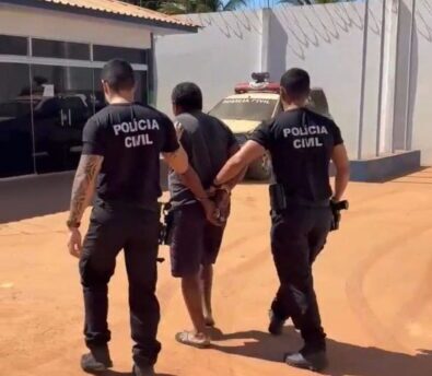 Polícia prende idoso que foi denunciado em rede social por abus@r sexwalmente de adolescentes, em Boca do Acre