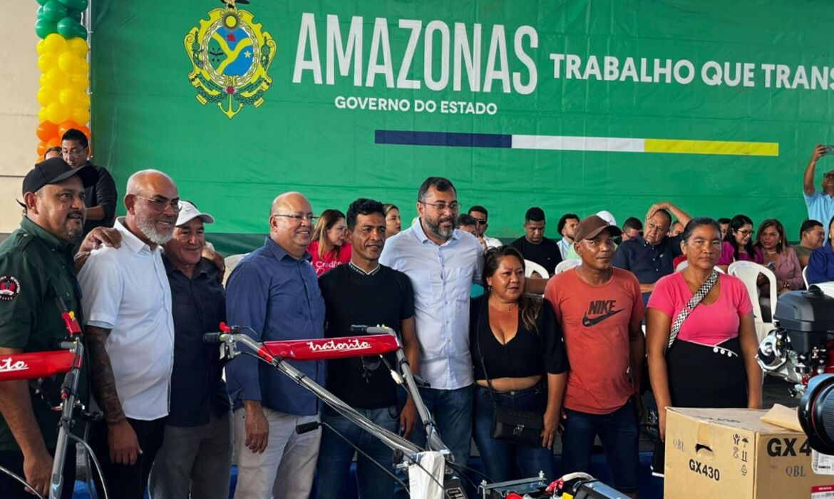 Governo do Amazonas entrega mais de R$ 1,1 milhão a agricultores do interior o estado