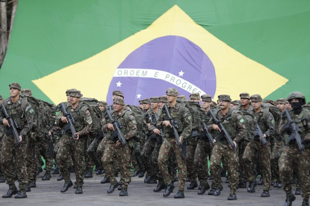 Em cerimônia com participação do Governo do Amazonas, voluntários do Projeto Rondon celebram receptividade no estado
