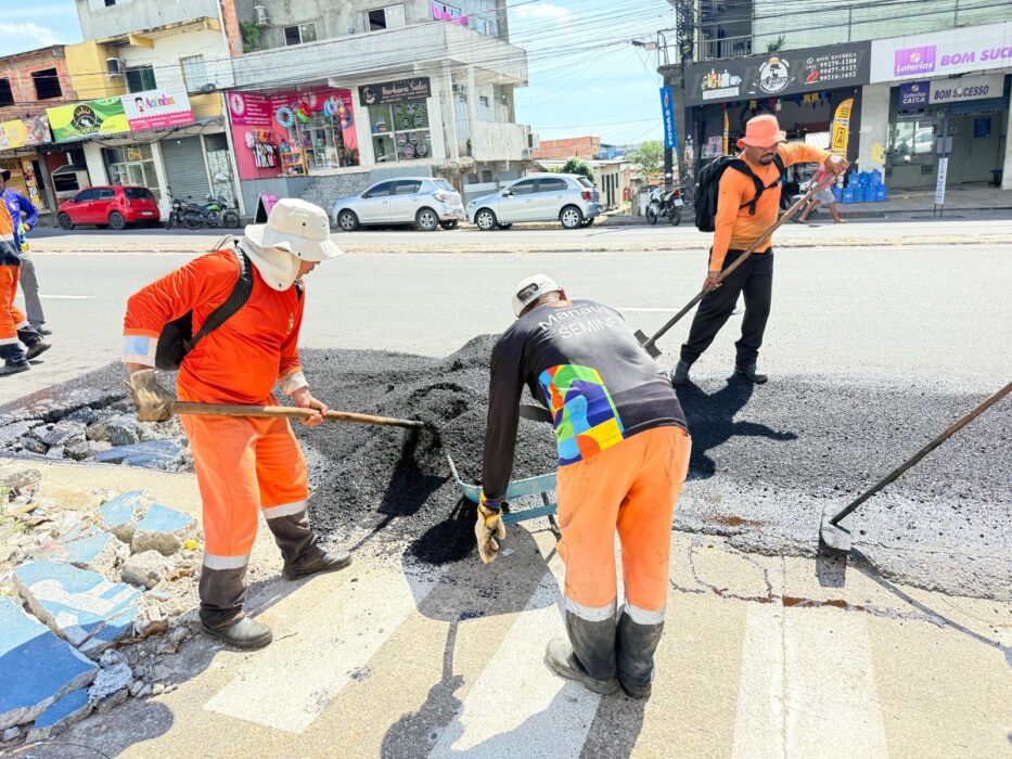 Prefeitura de Manaus intensifica obras na zona Norte com manutenção asfáltica na avenida 7 de Maio
