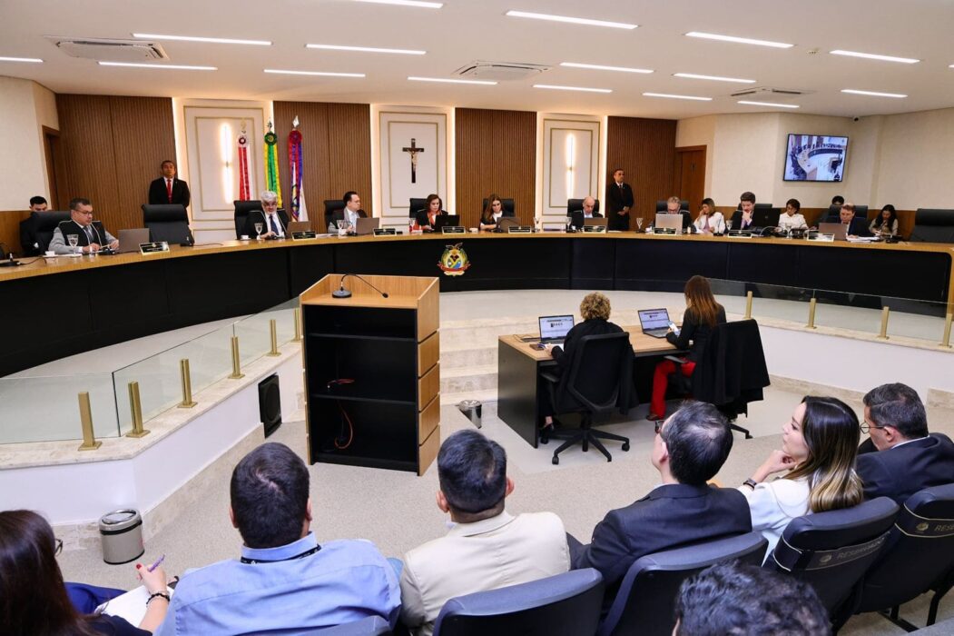 Prefeito de Borba é multado pelo TCE-AM após irregularidades em exoneração de servidores