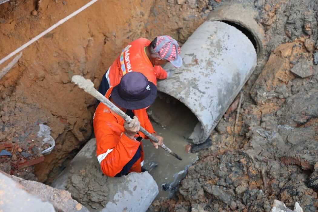 Prefeitura de Manaus recupera galeria subterrânea e reforça drenagem no bairro Amazonino Mendes