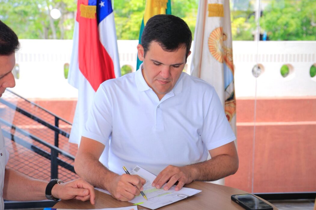 Prefeitura de Manaus antecipa e paga a primeira parcela do 13º salário dos servidores municipais na sexta-feira, (18)