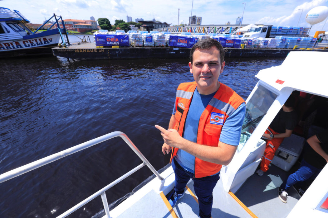 Entre entrega de casas e a pavimentação de ruas em Manaus, prefeito em exercício Renato Junior faz balanço dos últimos sete dias à frente da gestão