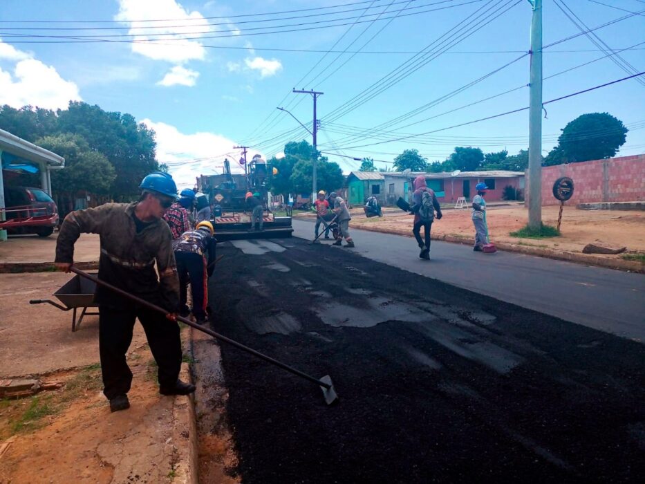 Seinfra avança com a pavimentação do sistema viário de Urucurituba