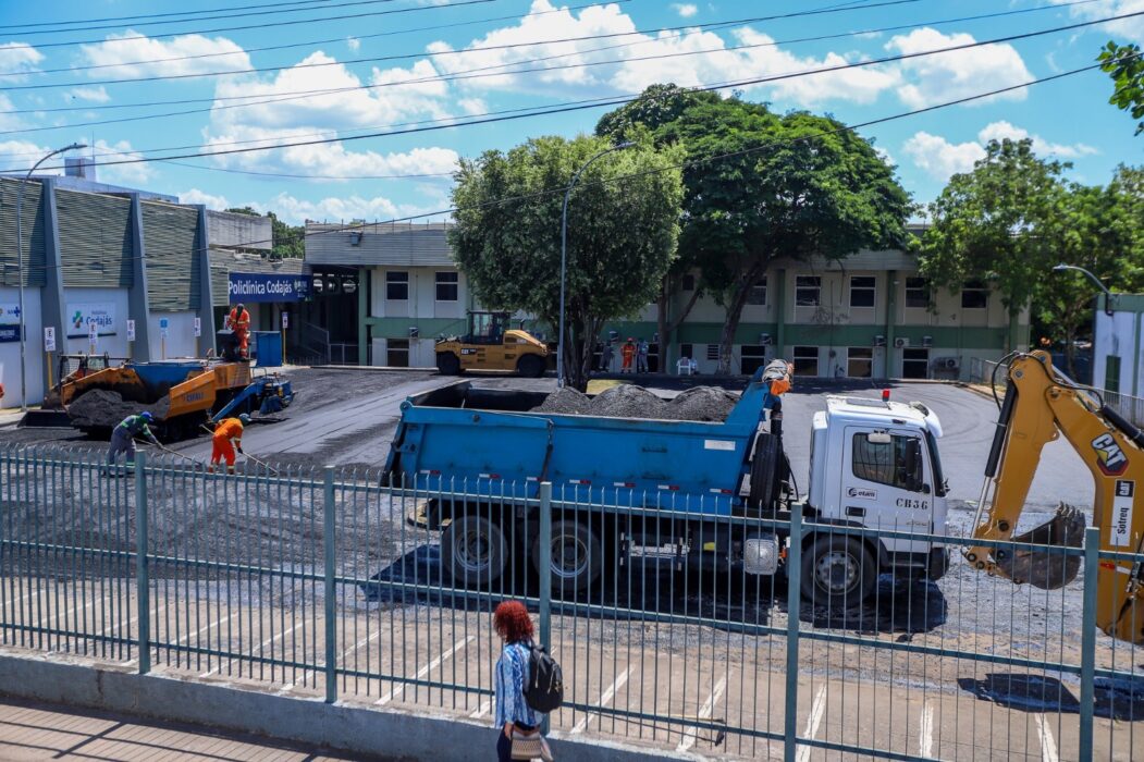 Governo do Amazonas avança com as obras de revitalização das áreas externas das unidades de saúde