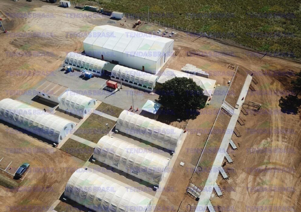 Galpões lonados são soluções para auxiliar obras e indústria