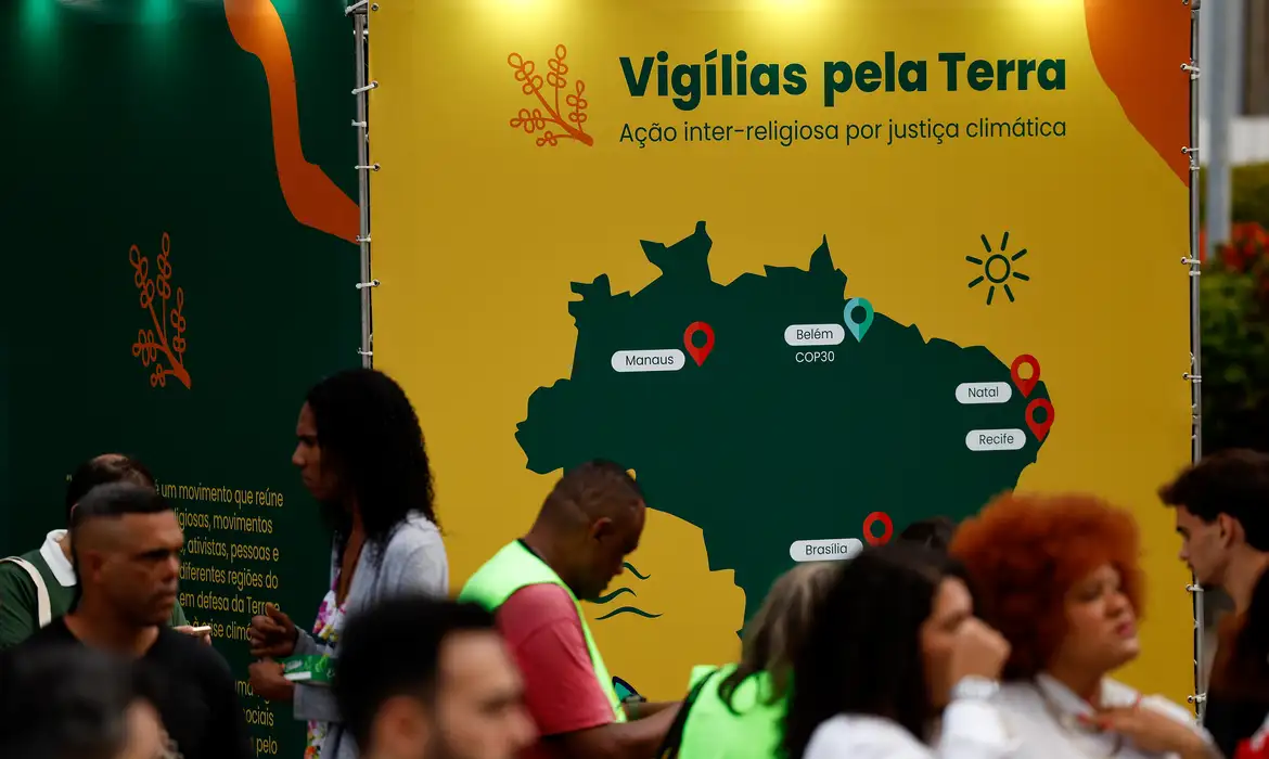 Com COP30 no Brasil, vigília religiosa pede conscientização ambiental