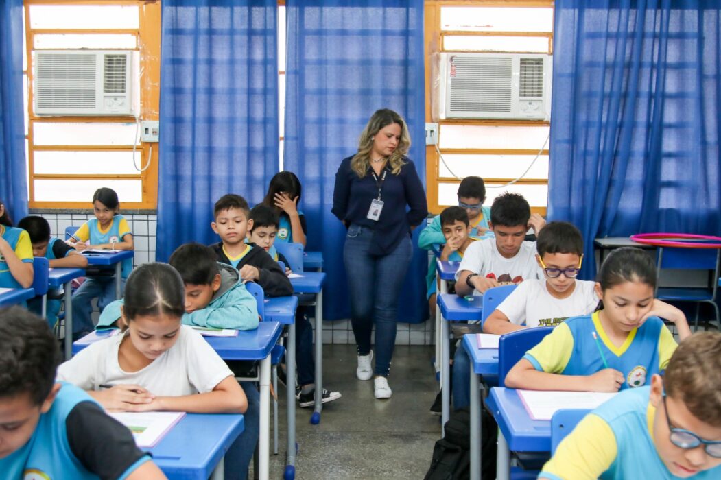 Estudantes da Prefeitura de Manaus participam do 7º Simulado ‘Pró-Saeb’ nas escolas da rede municipal