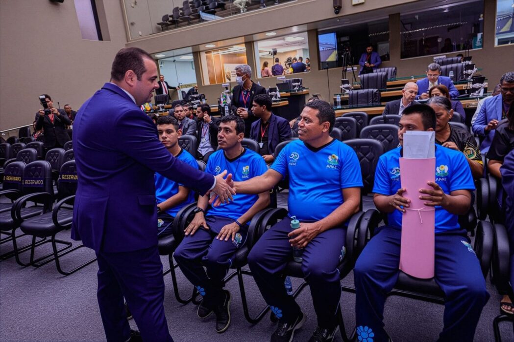 Presidente Roberto Cidade lidera movimento pela reestruturação da Apae Manaus, que enfrenta ameaça de interrupção das atividades regulares