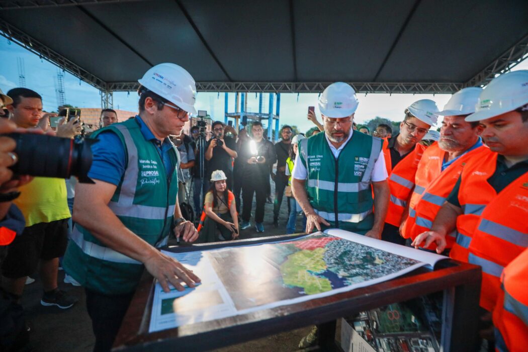 Governo do Amazonas intensifica presença no interior, com investimentos em urbanização, mobilidade e iluminação