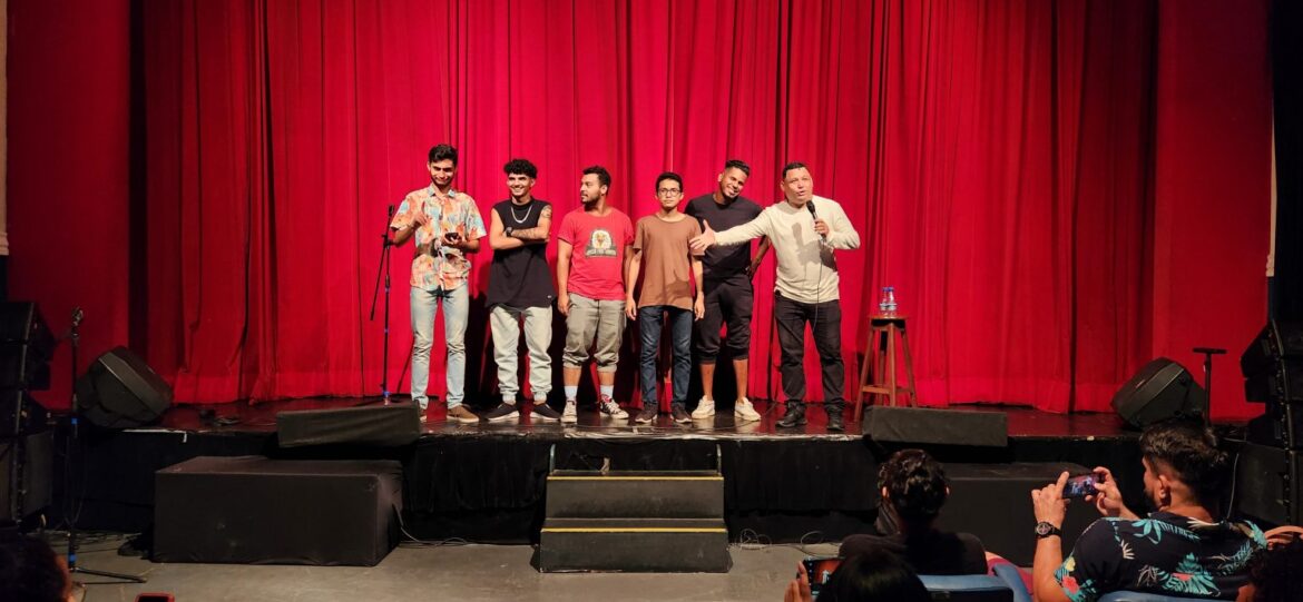 Apresentações de stand-up comedy animam a programação do ‘#SouManaus Passo a Paço 2025’