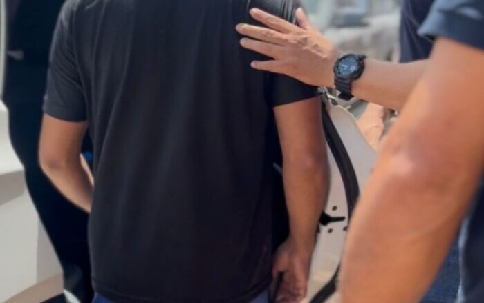 Polícia prende homem acusado de ameaçar de morte a companheira, em Presidente Figueiredo