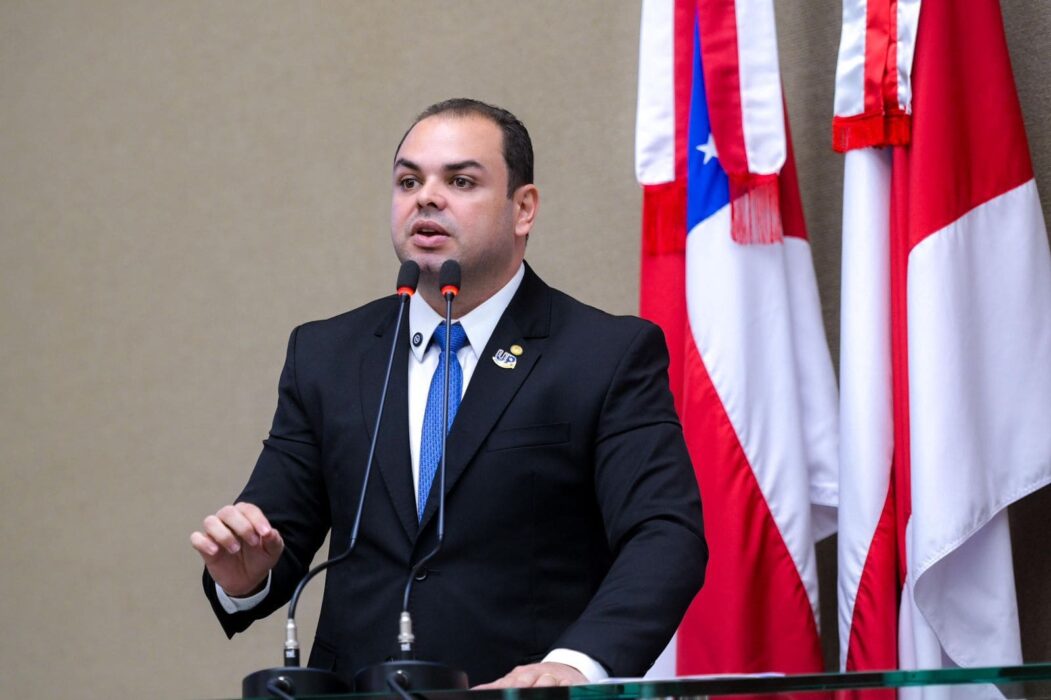 Atento ao orçamento das famílias, Roberto Cidade propõe proteção contra práticas financeiras abusivas