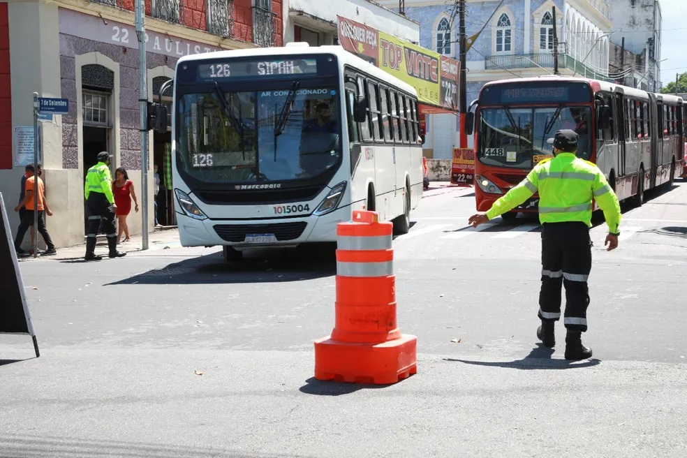 Prefeitura tem programação especial de transporte para ‘#SouManaus Passo a Paço 2025’