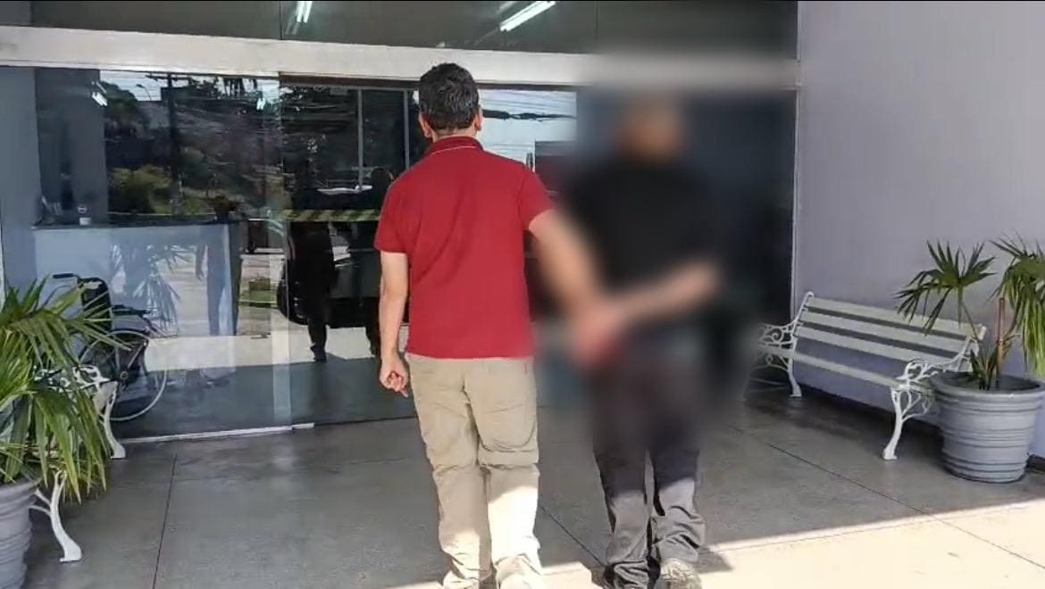 Polícia prende homem condenado a 19 anos de reclusão por estupro de vulnerável contra a sobrinha