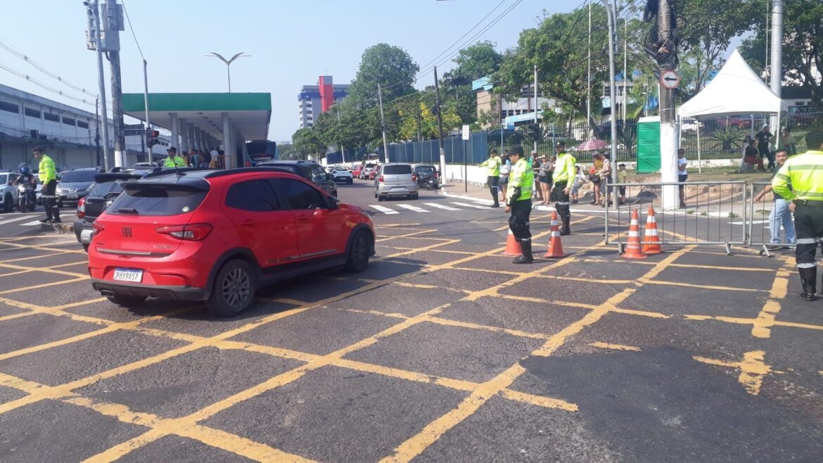 Prefeitura de Manaus prepara esquema de trânsito e transporte para o Desfile Militar de 7 de setembro