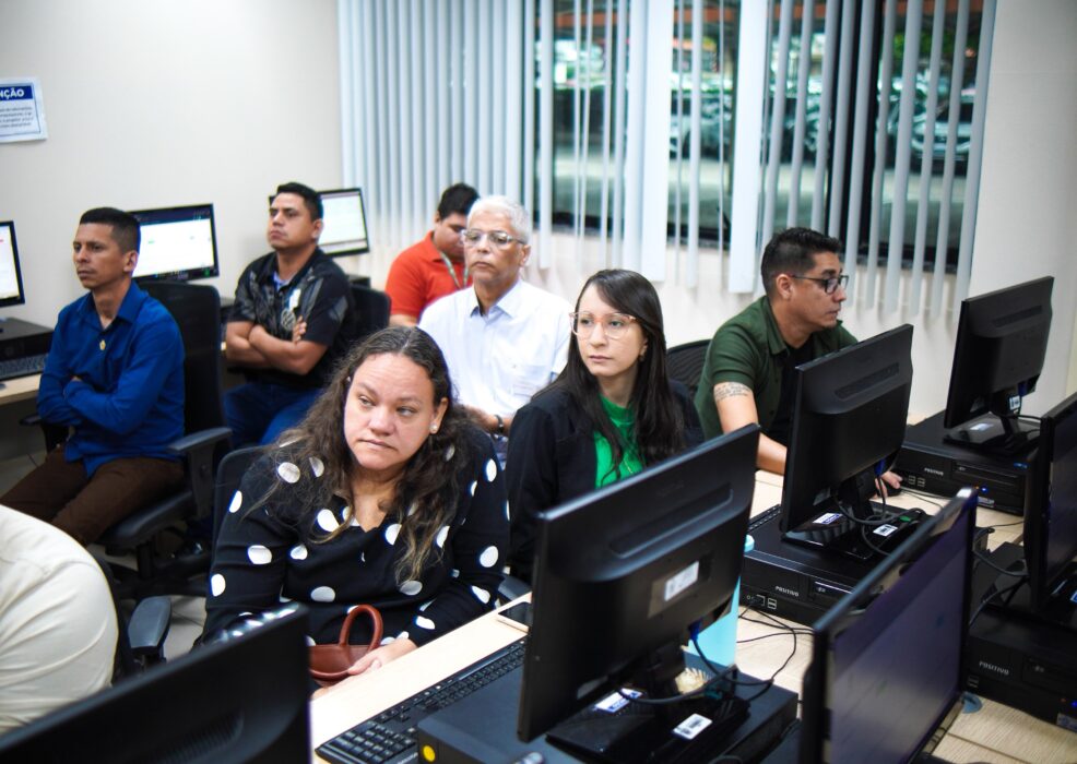 Câmara Municipal de Manaus abre inscrições para cursos de informática na Escola do Legislativo