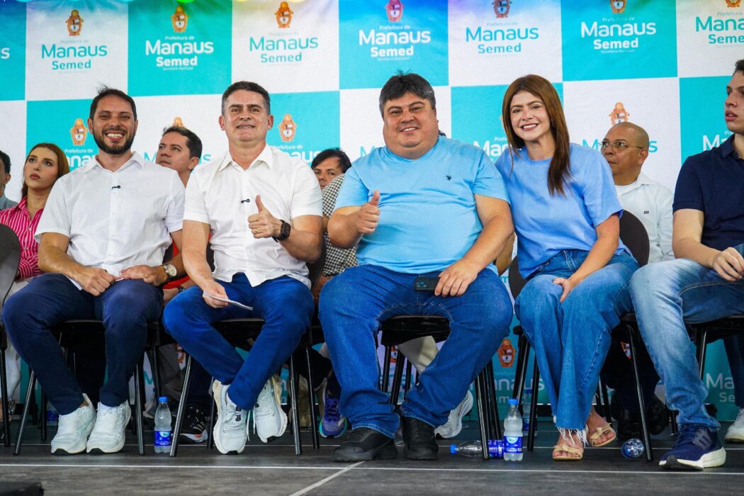 Presidente David Reis prestigia inauguração de escola municipal no Lago Azul