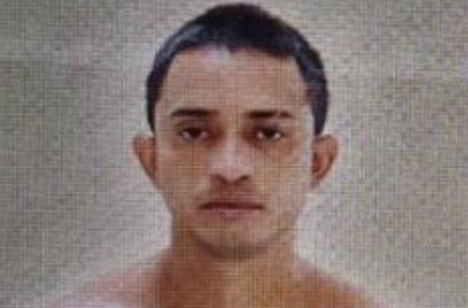 Polícia divulga imagem de homem procurado por envolvimento em homicídio praticado em Manacapuru