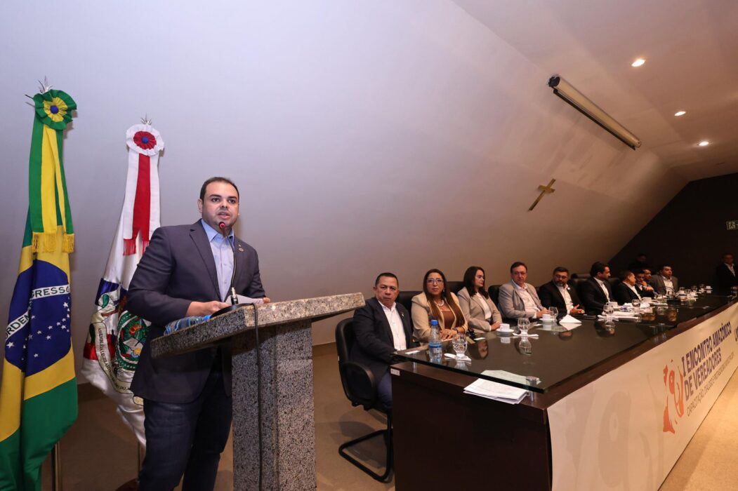 Presidente Roberto Cidade celebra implantação da União dos Vereadores do Brasil no Amazonas como marco de fortalecimento da política municipalista