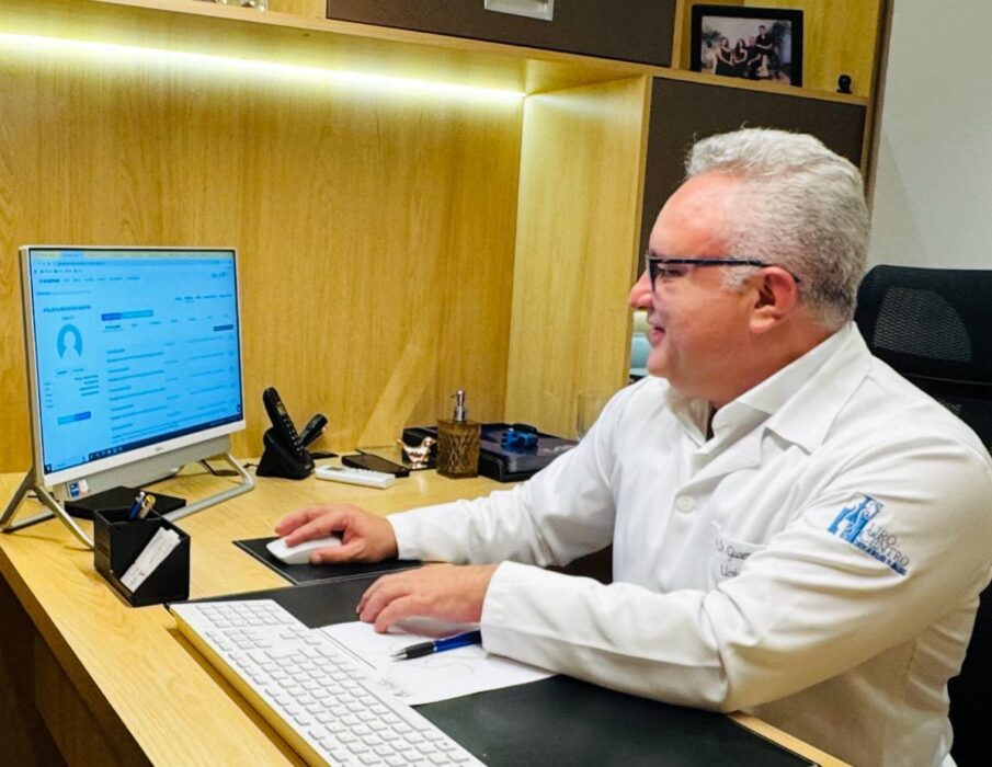 Mês do adolescente: ida ao urologista desde cedo contribui para a formação da cultura do cuidado na população masculina