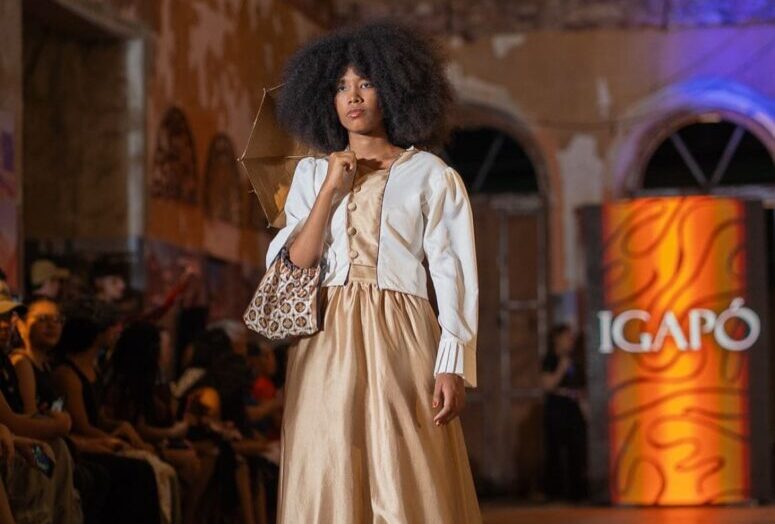 Desfile dá visibilidade a moda feita nas comunidades ribeirinhas