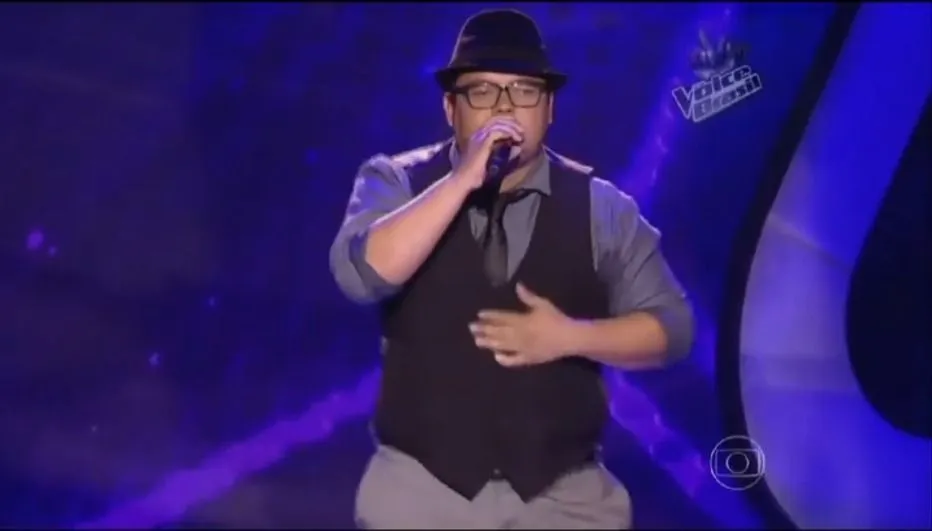 Cantor Elias Moreira, ex-The Voice Brasil, morre aos 39 anos em Manaus