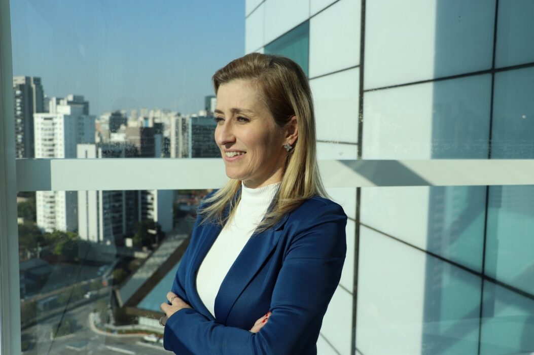 Mulheres no comando: Fibra Corretora de Seguros anuncia diretora