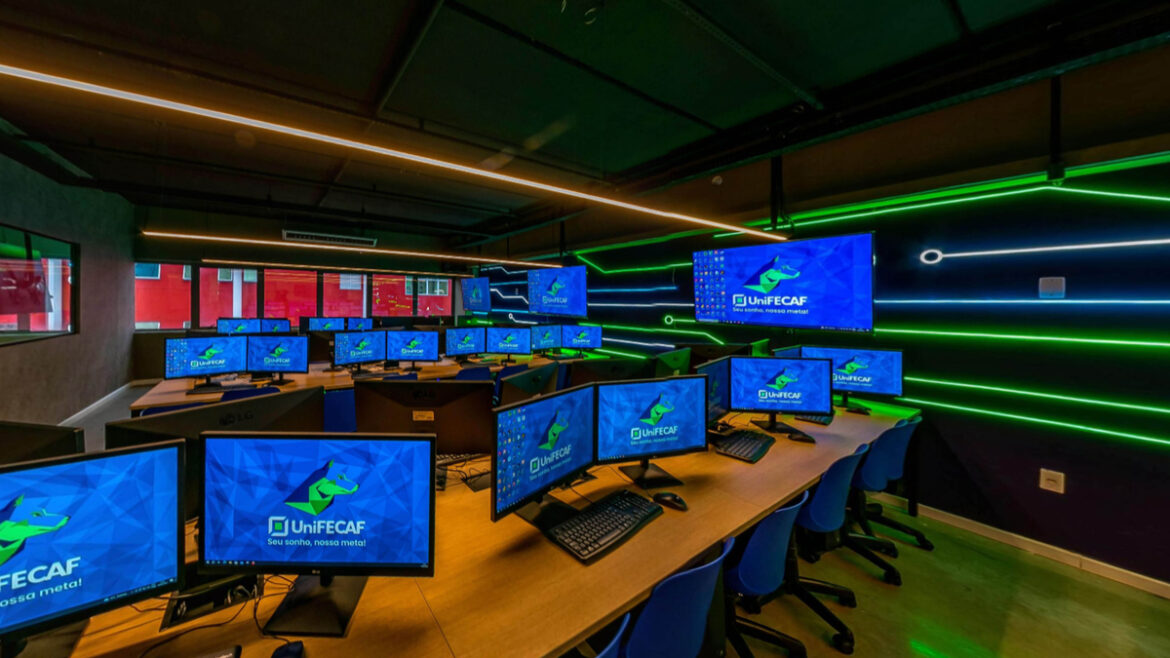 UniFECAF lança pós em Inteligência Artificial aplicada a vendas