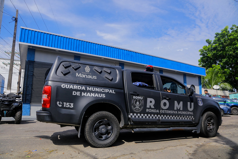 Romu realiza prisão por tráfico de entorpecentes na feira Manaus Moderna